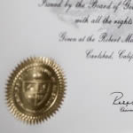 Whilst Darelene is a Fellow of the Canadanian Gemmological Association, she has also undergone training from the Gemological Institute of America (GIA)