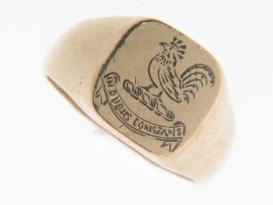 signet ring with crest