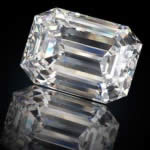 Loupe has extensive experience in the appraisal and valuation of large diamonds, some in excess of 100.0ct. The flawless emerald cut diamond shown here is 32.72ct
