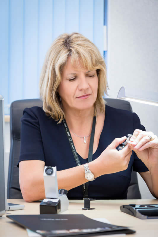 While you wait jewellery valuations