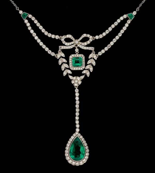 Qualified Graduate Gemologist