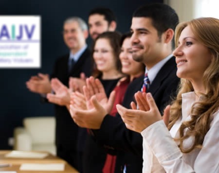 Jewellery Valuers support each other in AIJV