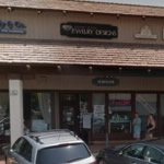 Geoffrey has a fully-equipped gemological laboratory within sub-leased space in Wayne Jason Designs